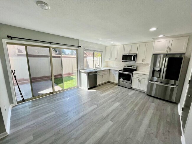 Foto del edificio - 6813 Parkside Ave
