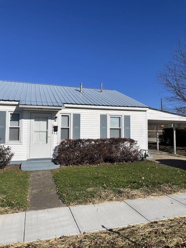 Primary Photo - 2748 Knox Ave