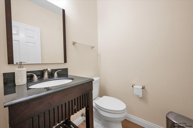 Building Photo - 1848 Crenshaw Cir