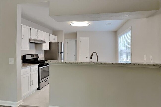 Foto del edificio - 1275 Luther Way
