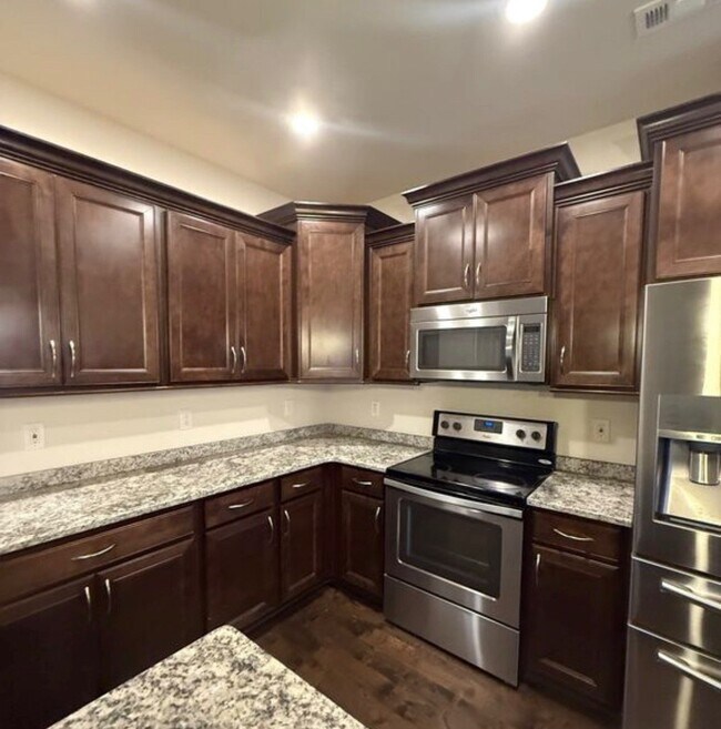 Foto del edificio - 4012 Lexie Ln