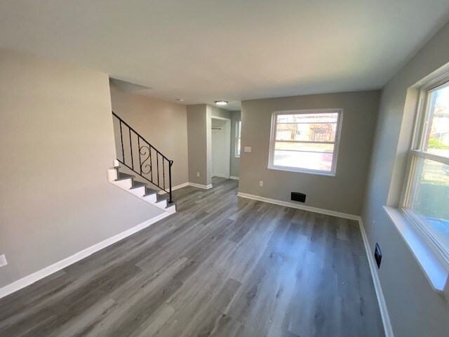 Foto del edificio - 2845 Bellwood Ave