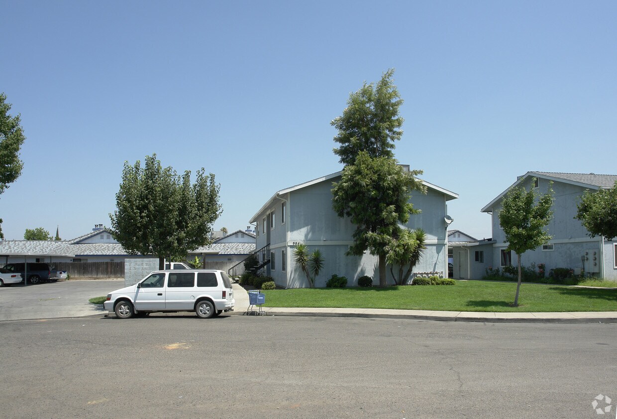 Primary Photo - 972-998 E Palm Ave