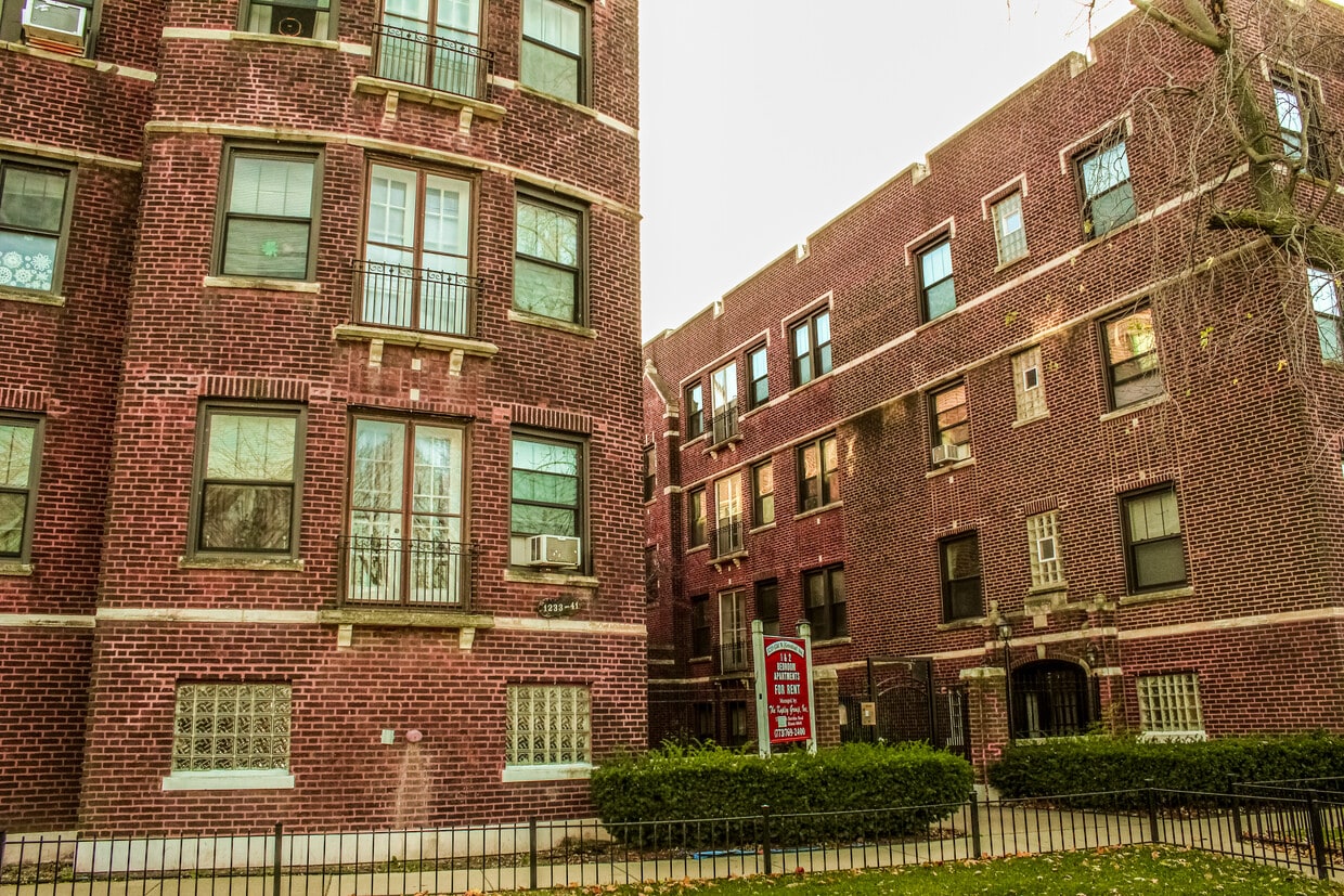 Greenleaf Apartments Apartments in Chicago, IL