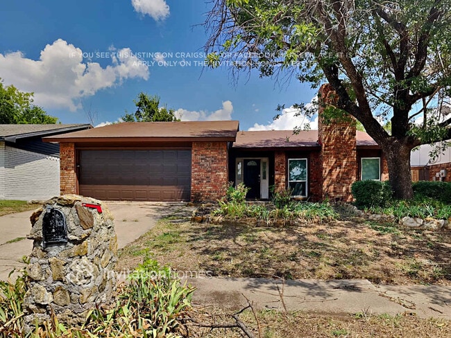 Building Photo - 7304 Catbrier Ct