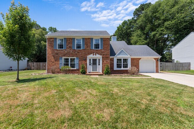Building Photo - 745 Helmsdale Way
