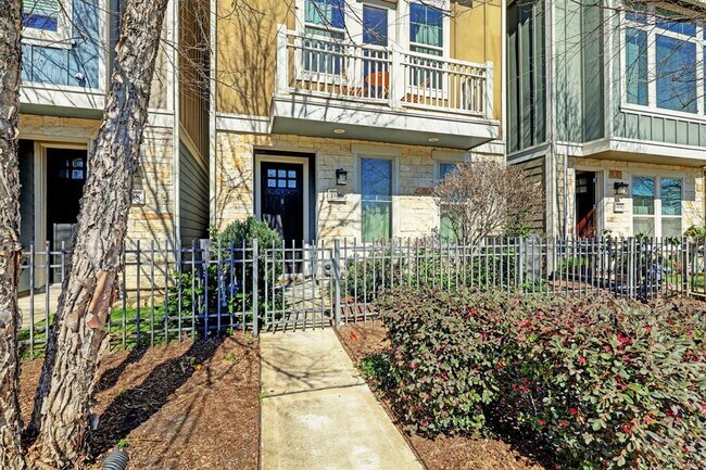 Foto del edificio - 1106 W 7th St