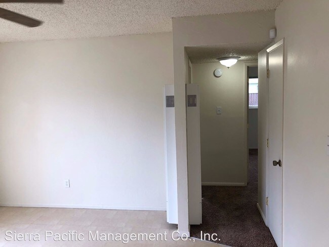 Foto del edificio - 1034-1034 Hedge Ave