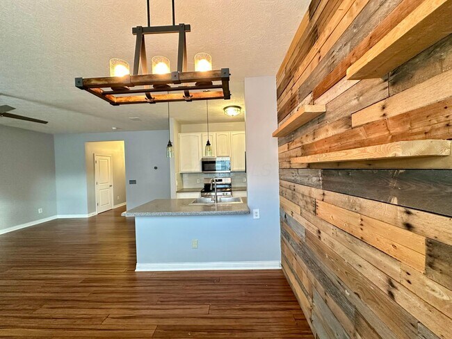 Foto del edificio - 4645 Grand Strand Dr