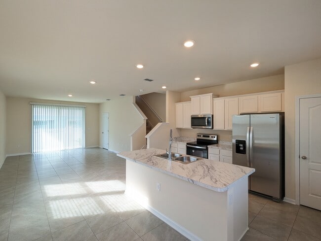 Building Photo - 4064 Oak Mill Rd