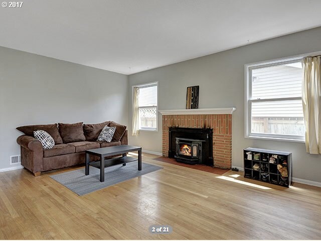 Building Photo - 3118 NE 81st AVE