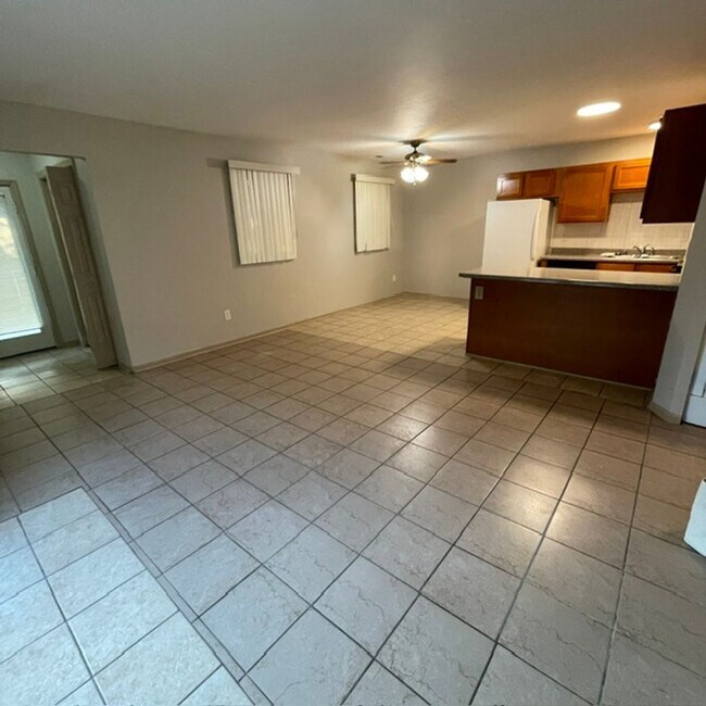 Foto del edificio - 4021 28th Ave