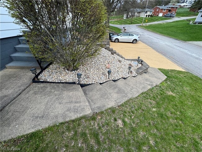 Building Photo - 109 Carroll Dr