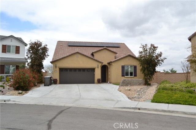 Building Photo - 24500 Round Meadow Dr