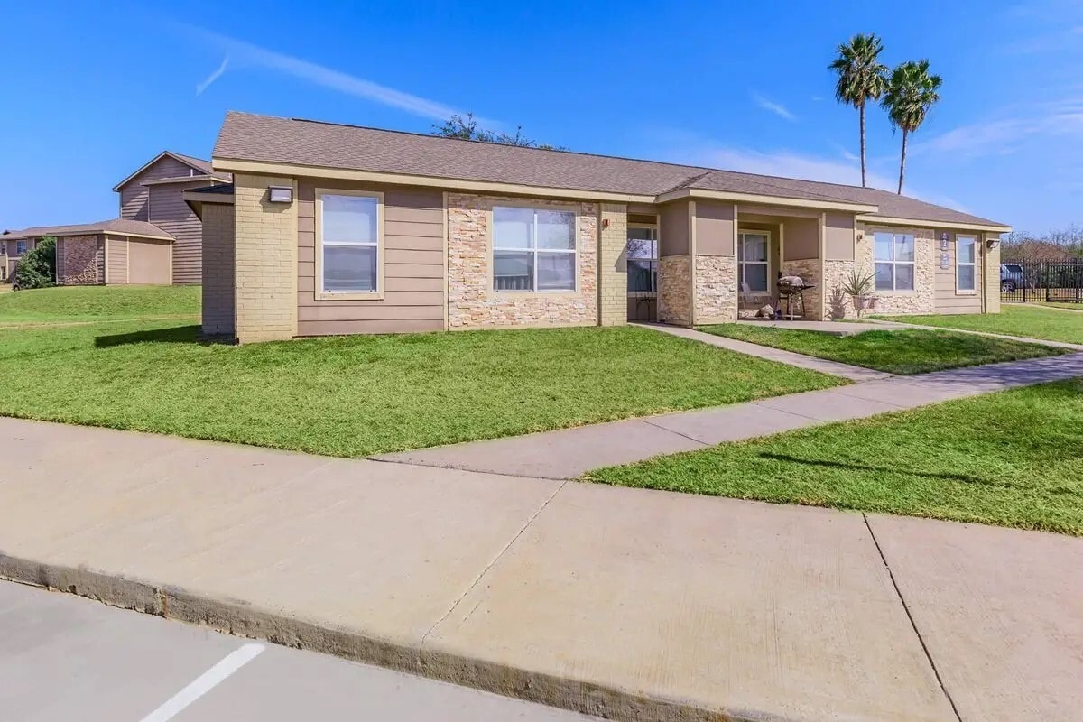 Foto principal - 409 Riverhill Loop