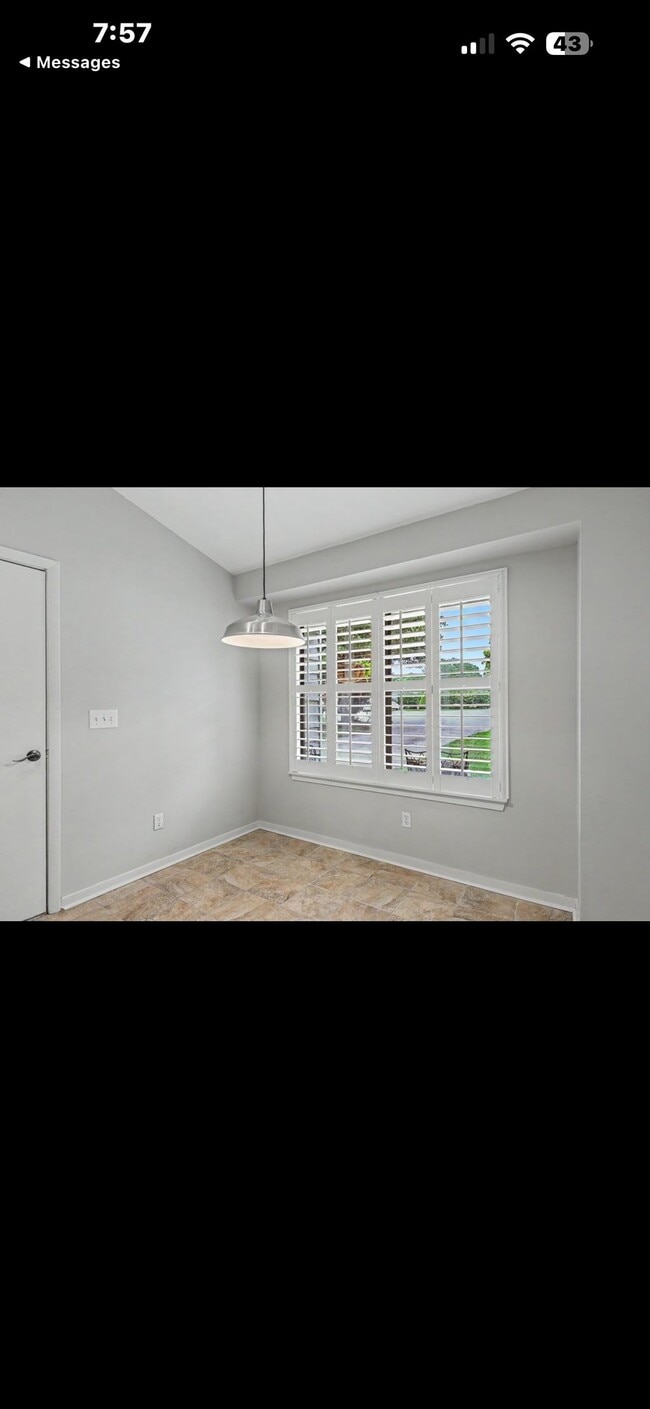 Building Photo - 1453 Cypress Ct