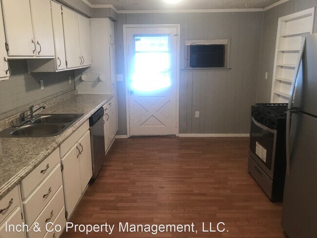 Building Photo - 3 br, 1.5 bath House - 37 S Front St