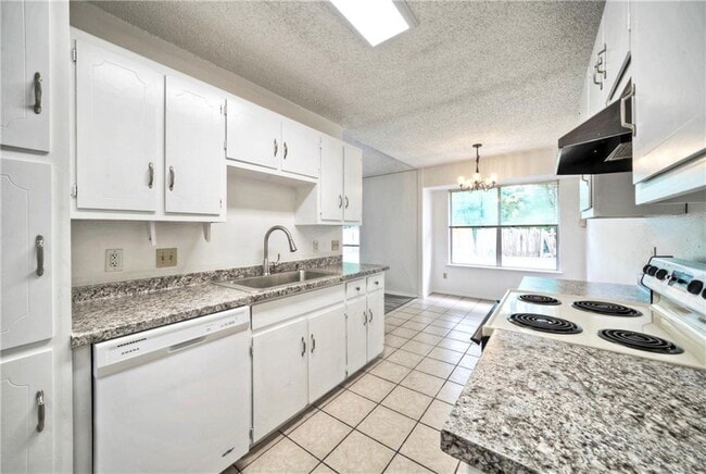 Building Photo - 1509 Sagebrush Dr