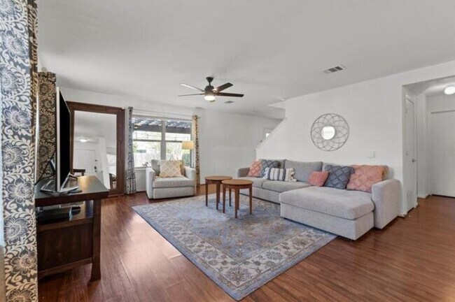 Foto del edificio - 4515 Cottonwood St