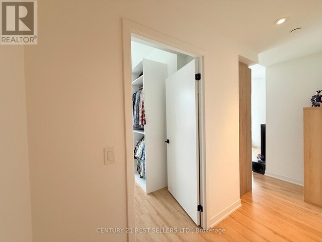 Photo du bâtiment - 319 Jarvis St