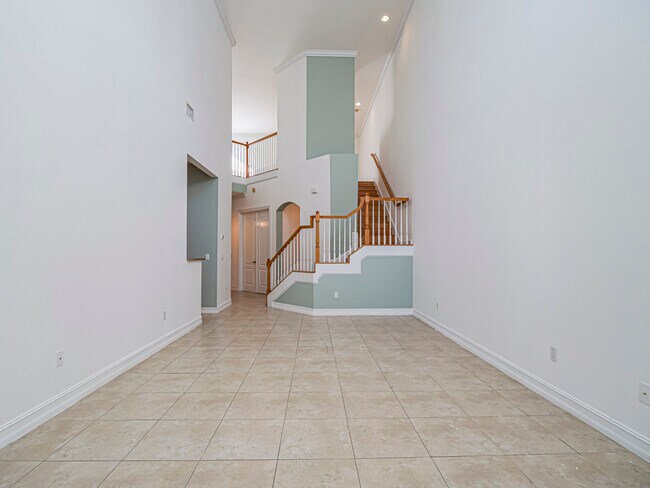 Foto del edificio - 1835 Bridgepointe Cir