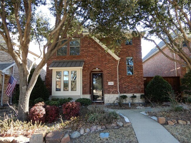 Building Photo - 1704 Estacado Dr