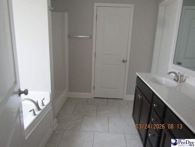 Foto del edificio - 1491 Rosedale St