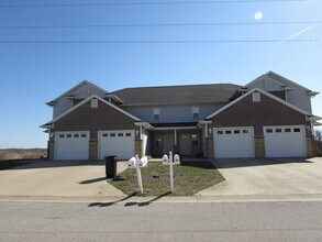 Building Photo - 129 Andrews Dr