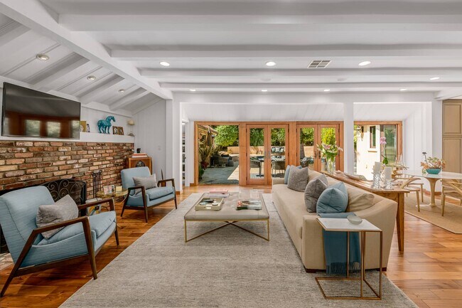 Foto del edificio - 9545 Dalegrove Dr