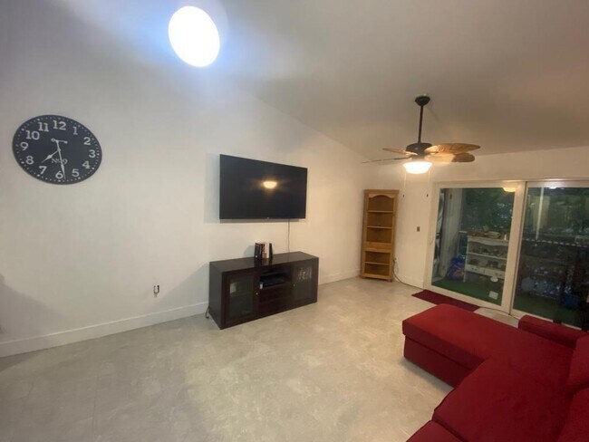 Foto del edificio - 421 SE 10th St