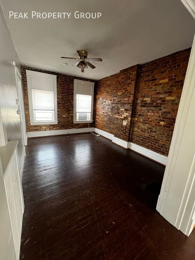 Building Photo - Located in Old Towne East Close to German ...