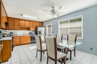 Building Photo - 110 Cactus Ln