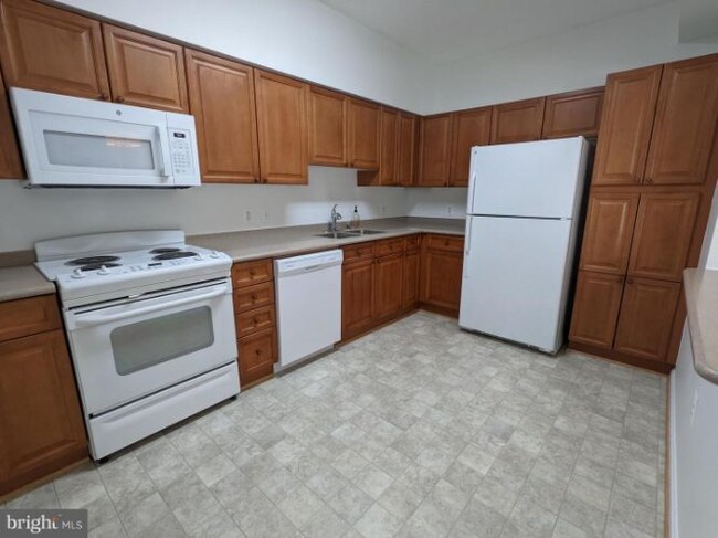 Foto del edificio - 2901 S Leisure World Blvd