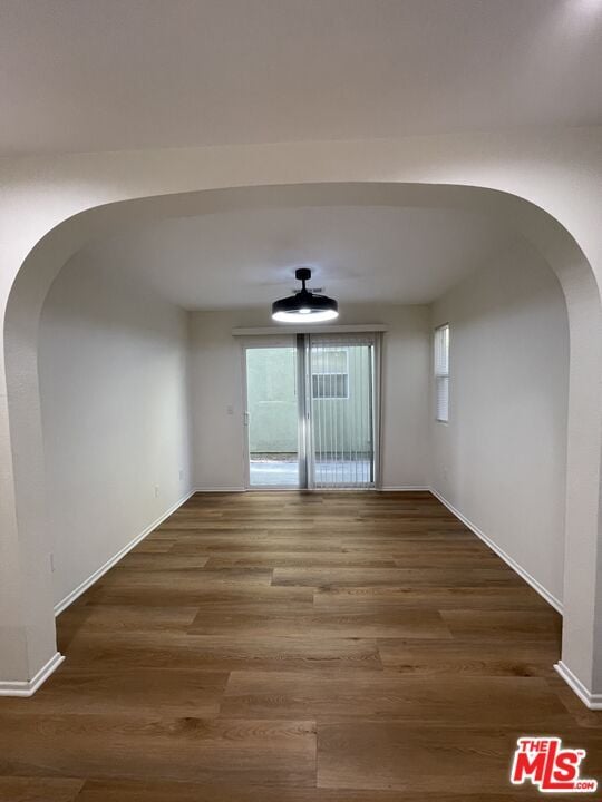 Building Photo - 121 Cancion Way