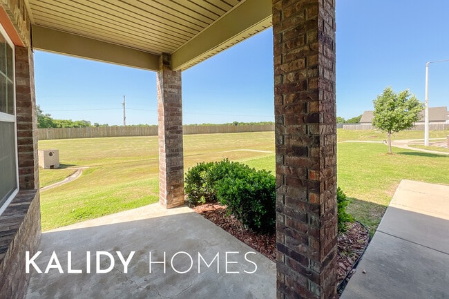 Photo - 1690 Bartlett Dr House