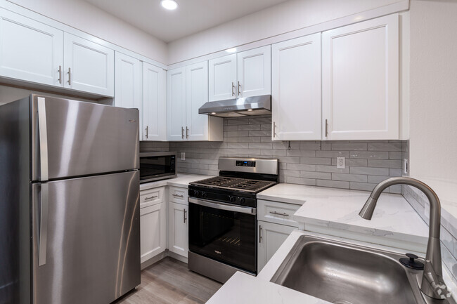 1BR, 1BA - 2A - Kitchen - Falcon Bridge at Gale Ranch