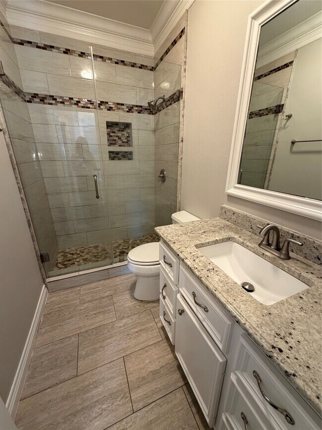 Foto del edificio - 1523 Glen Oaks Dr