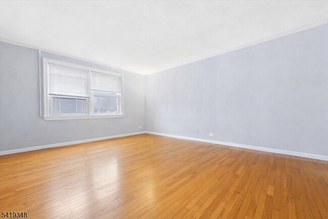 Building Photo - 343 Bloomfield Ave