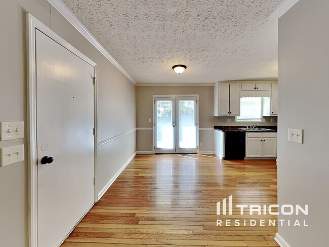 Building Photo - 3173 Rocky Point Court Snellville GA