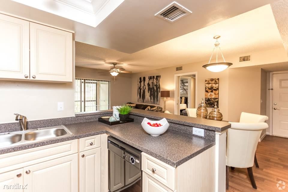 Primary Photo - 1 br, 1 bath Apartment - 830 South Park Rd
