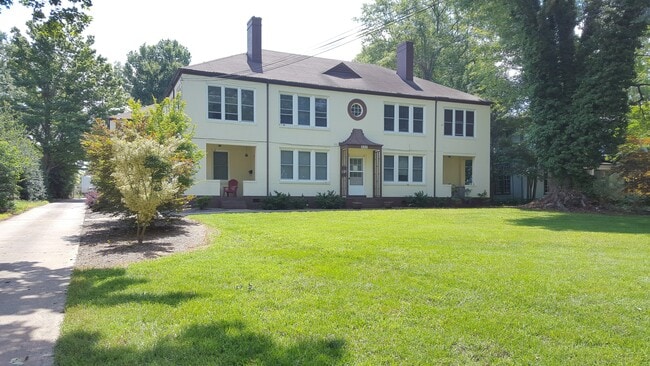 Building Photo - 603 S Washington St