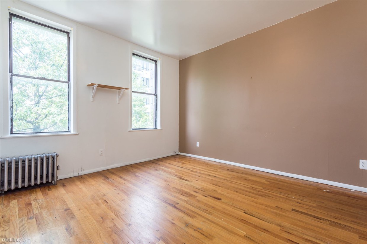 Primary Photo - 1422 Dekalb Ave