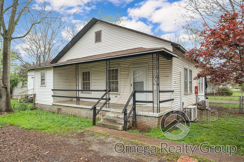Foto principal - 3210 Clopton St SW
