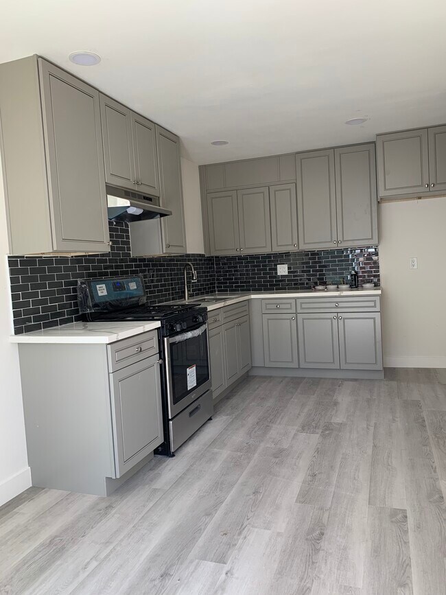 Foto del edificio - 1551 E Benmore Ln