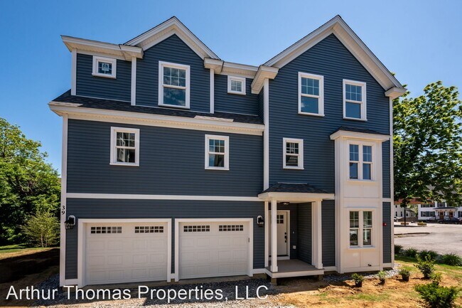 Foto del edificio - 3 br, 4 bath House - 39 Salem St