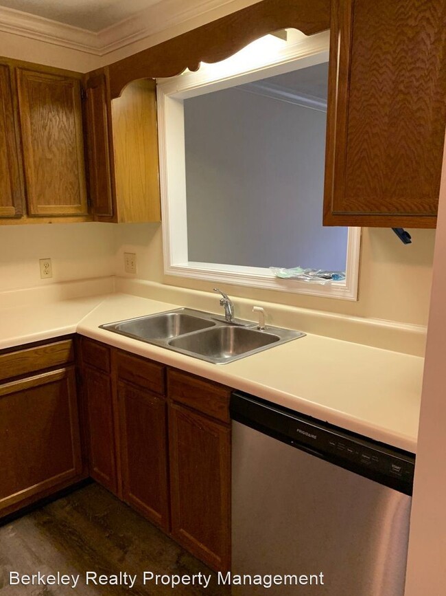 Foto del edificio - 2 br, 1 bath House - 110 Raleigh Street