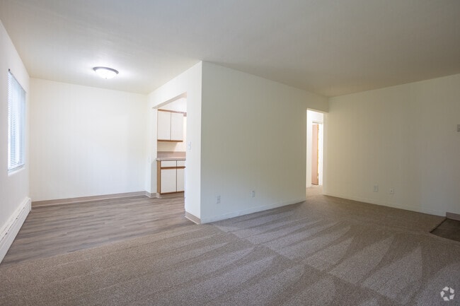 1 BR, 1 BA - 760sf - Oakview Apartments