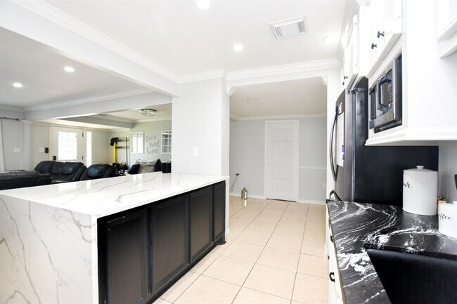 Foto del edificio - 3807 Brock St