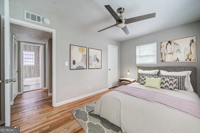Foto del edificio - 1048 Washington St SW