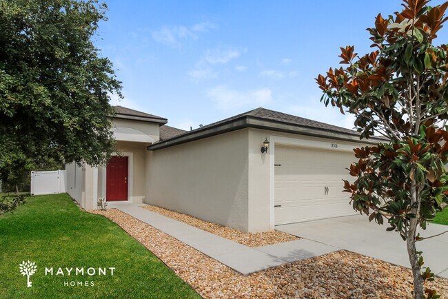Foto del edificio - 8308 Silverbell Loop